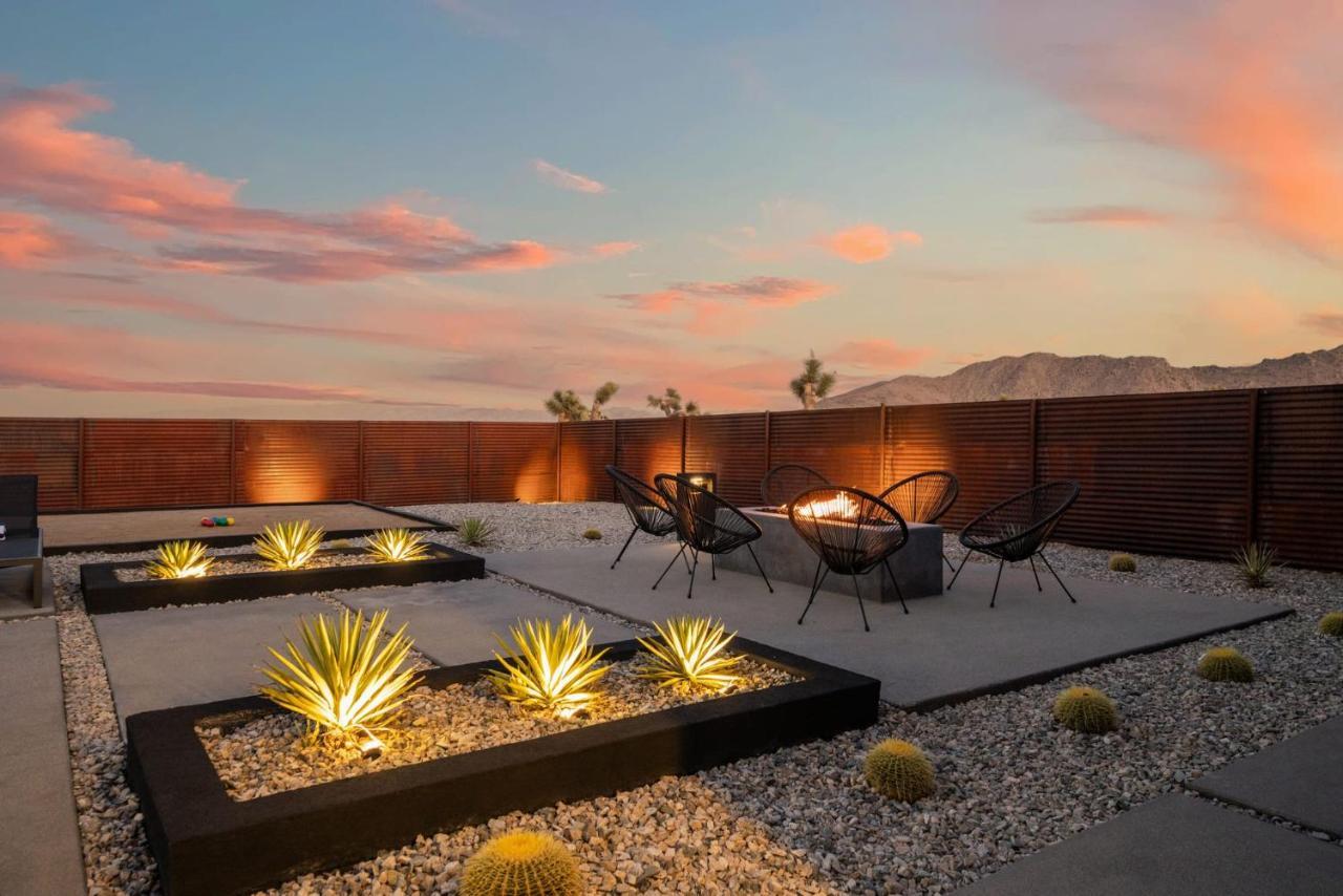 Black C House Joshua Tree Eksteriør bilde